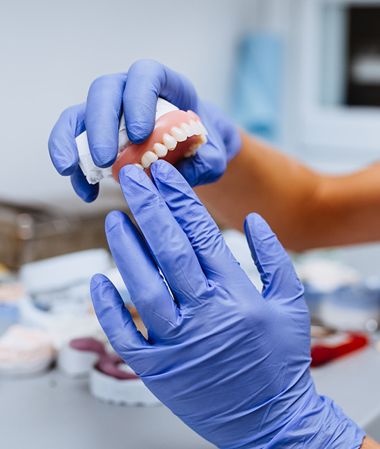 Granger Dentistry | Extractions, Teeth Whitening and Cosmetic Dentistry